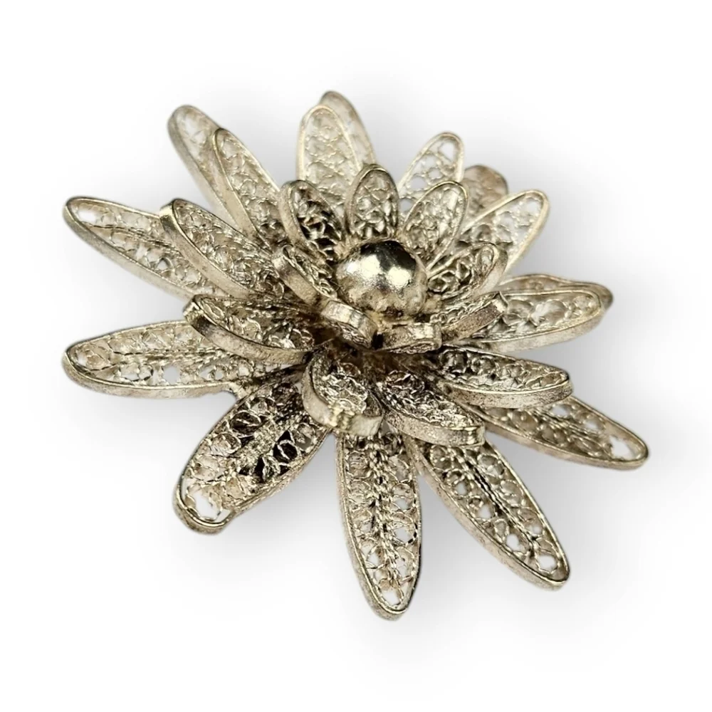 Spun Silver Filigree Flower Brooch Vintage Delicate Layered Petal Broach 1.75" - Picture 2 of 7